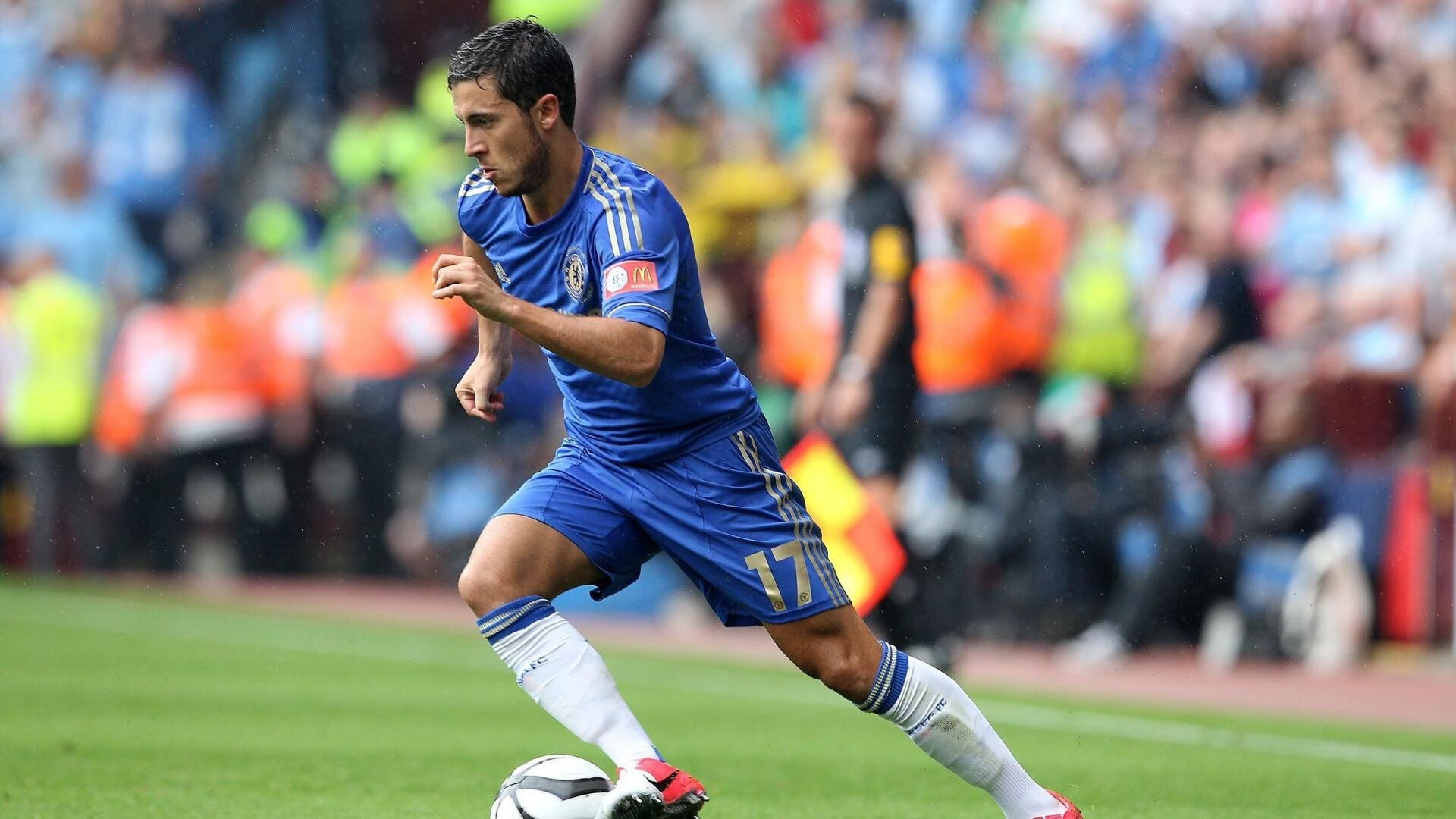 墨西哥骑手安德烈斯·阿兹卡拉加在巴黎奥运会上首次亮相，尽管未能晋级，但表现积极。